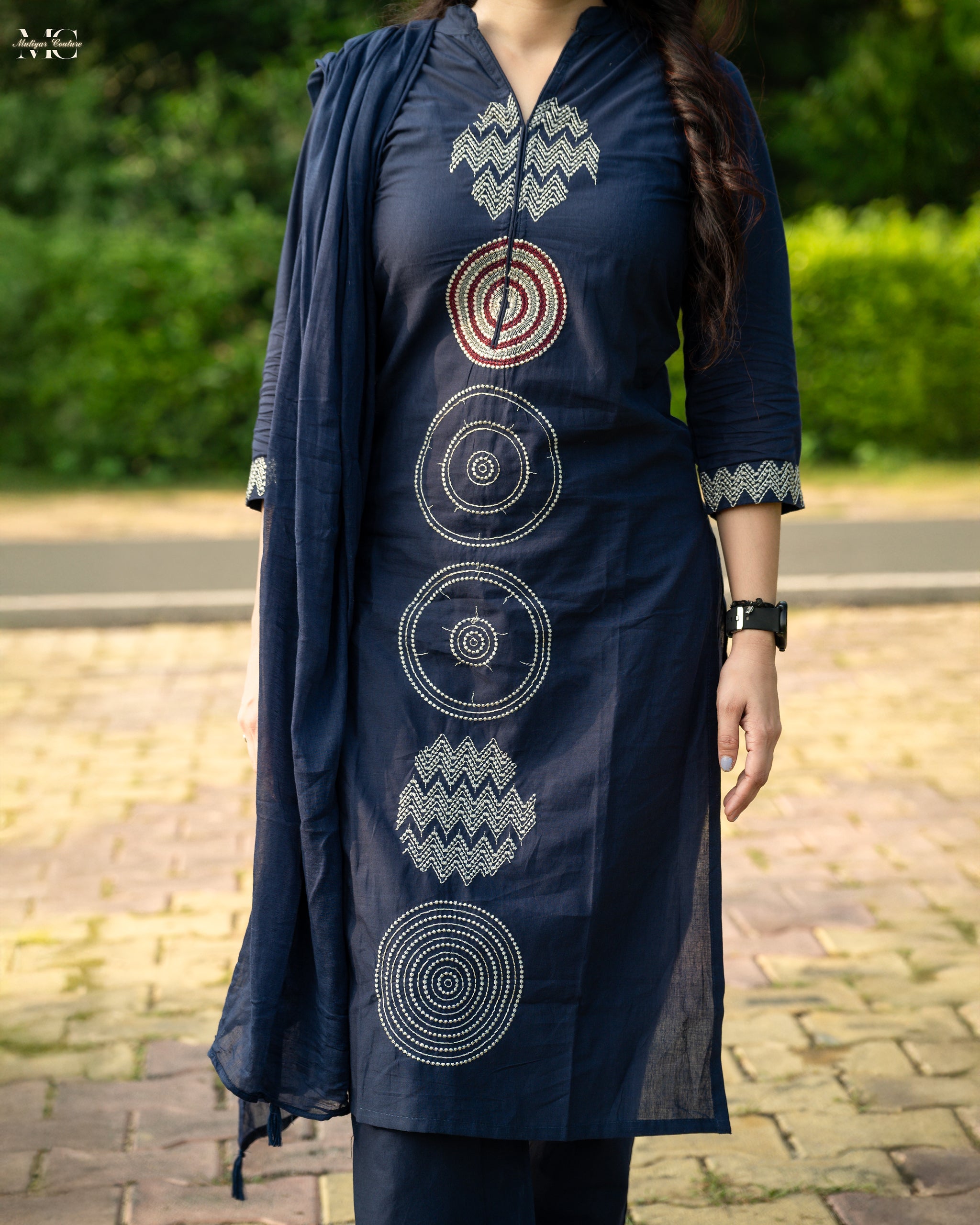 Elegant Navy Blue Embroidered Kurti Set