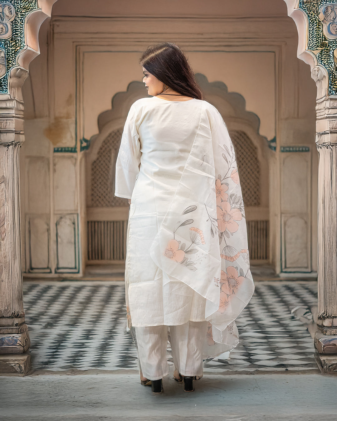 Chandni White Suit Set with Delicate Thread Embroidery